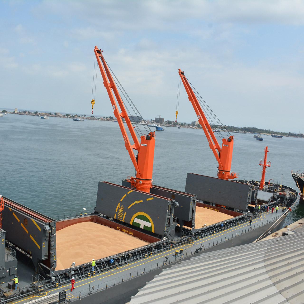 Porto de Luanda